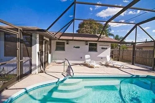 Venice Nantucket 2 Br Home by RedAwning