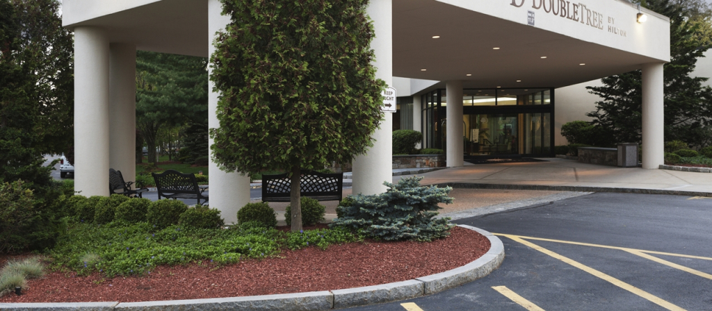 DoubleTree by Hilton Boston/Bedford Glen