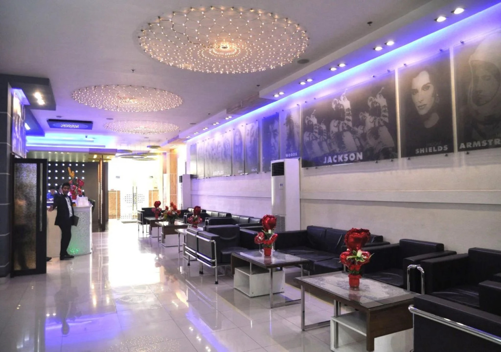 Hotel Dreamworld North Edsa