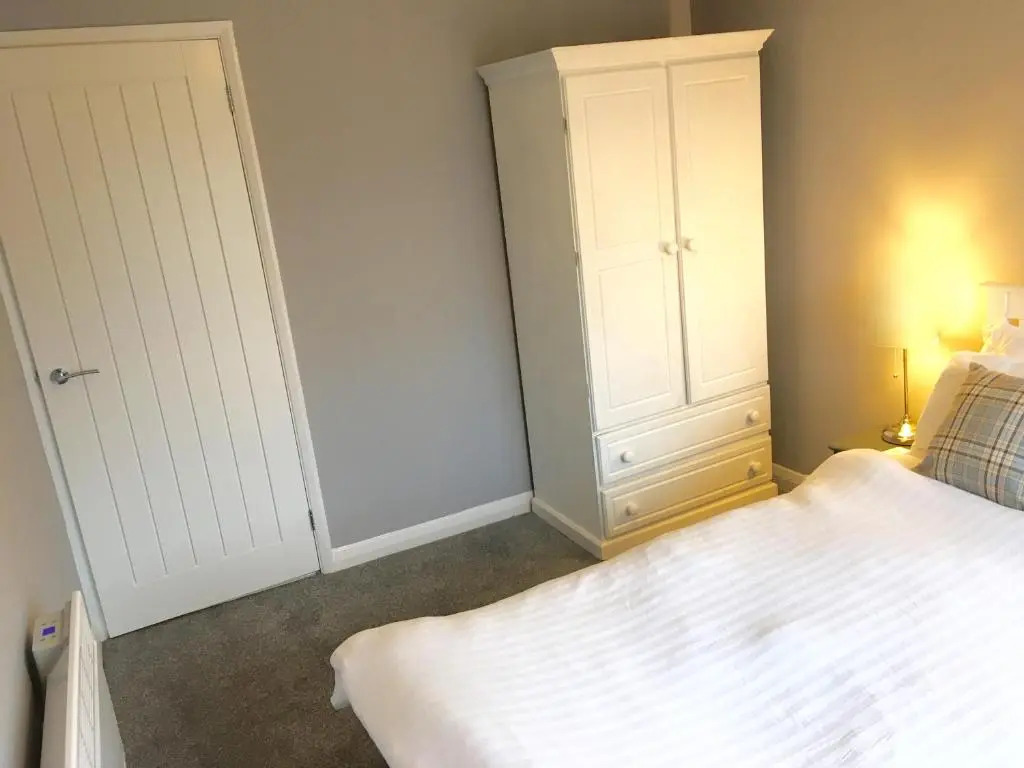 Apartment 61