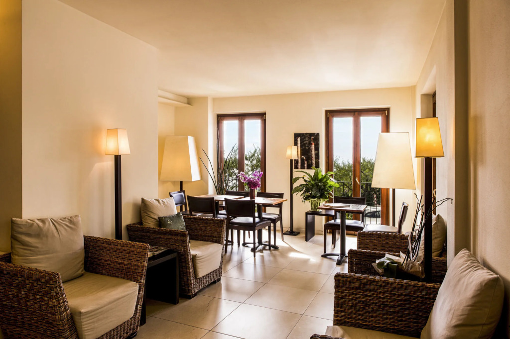 Hotel Meandro - Lake View