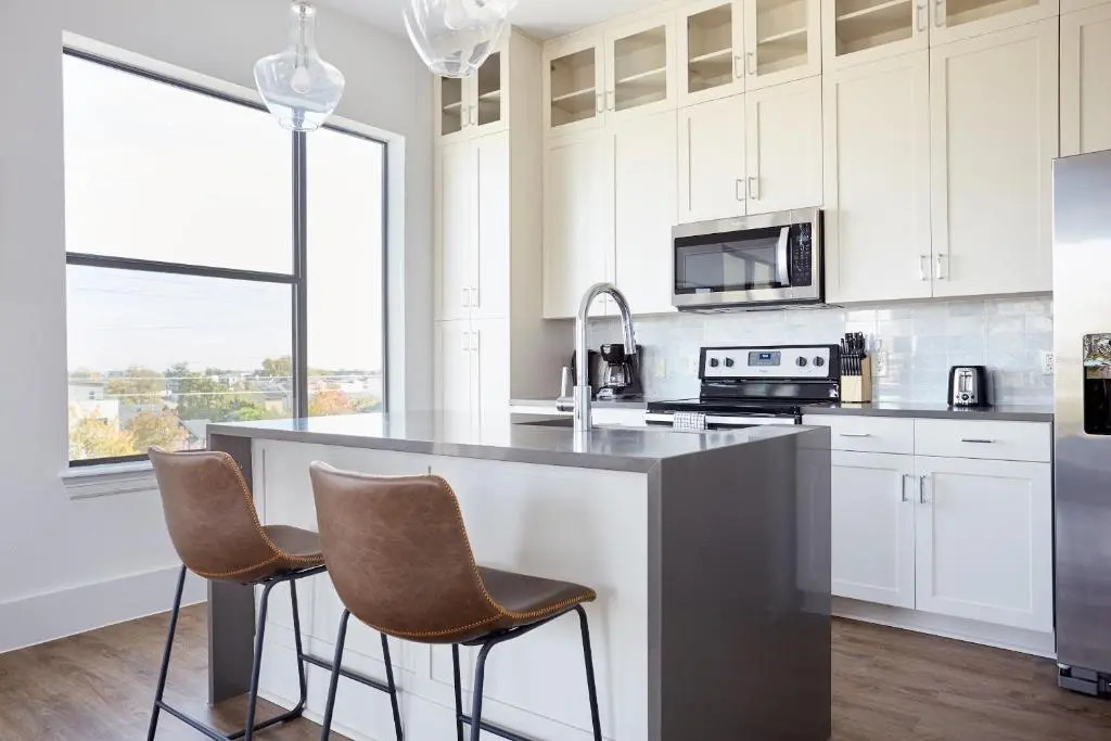 Charming Museum District Suites by Sonder