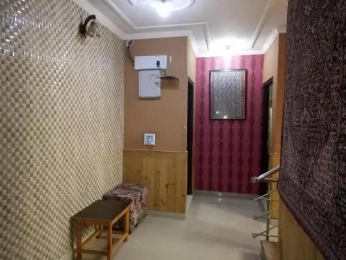 Hotel Kashmir Inn