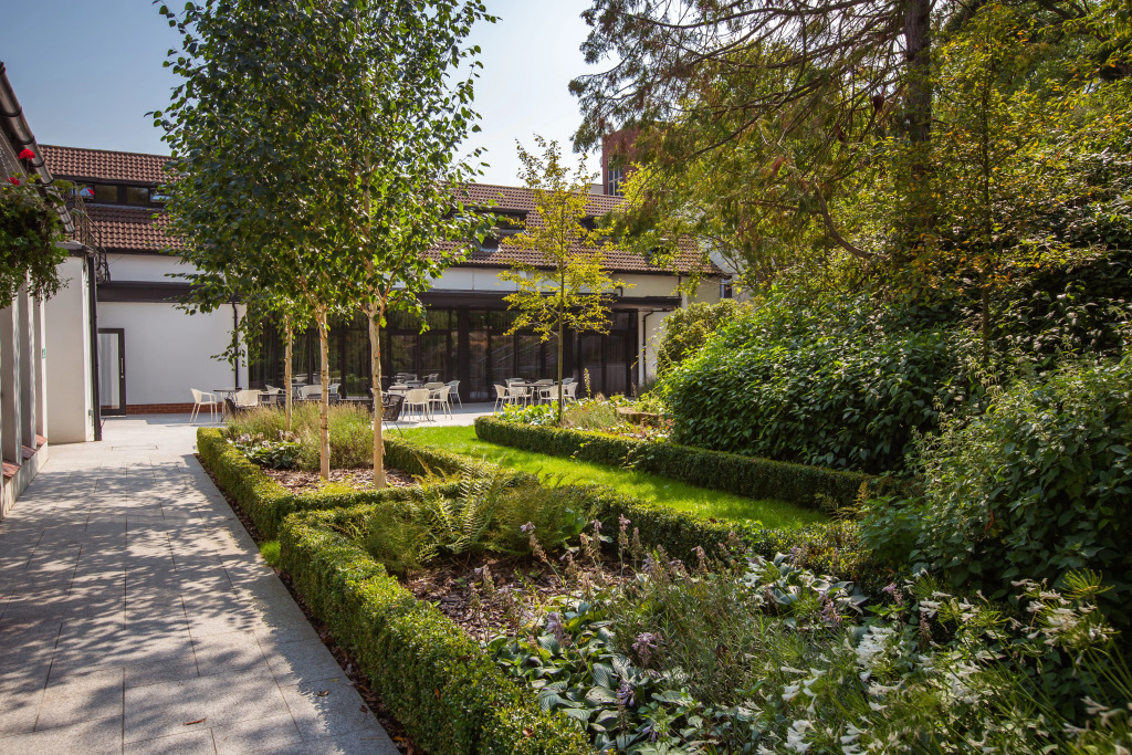 Crowne Plaza Gerrards Cross by IHG