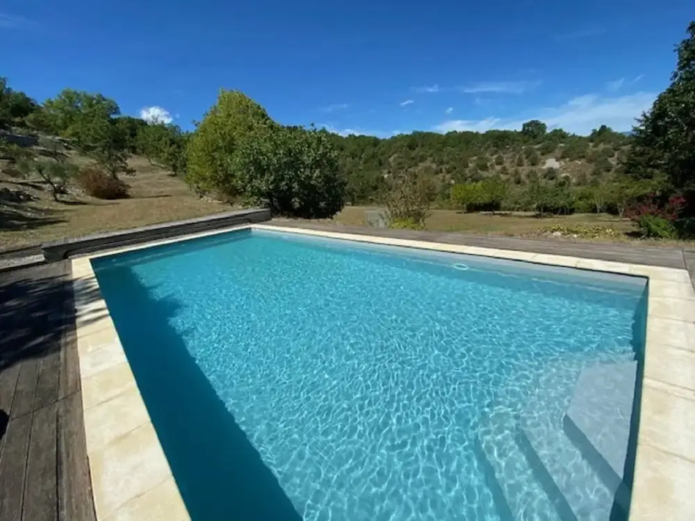 Sunlit Villa in Banne