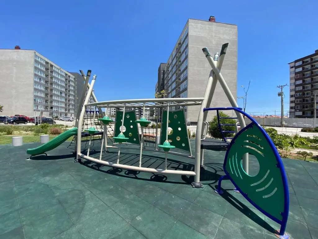 Bellísimo apartamento en la serena al lado del faro y la playa