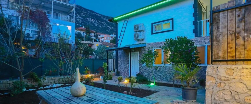 Villa Mor 1 Gökseki