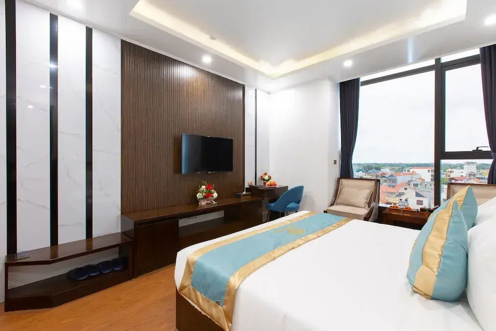 SALA HOTEL MÓNG CÁI