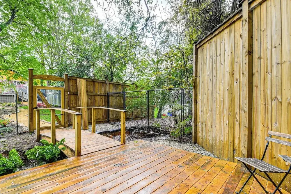 Renovated Carrboro House With Deck & Fire Pit!