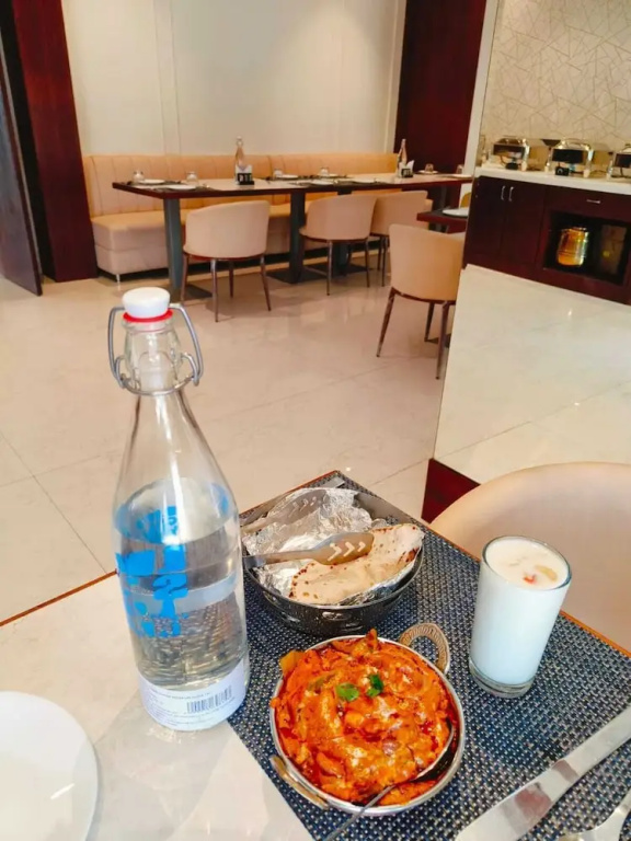 Four Leaf Hotel - AKOSHA