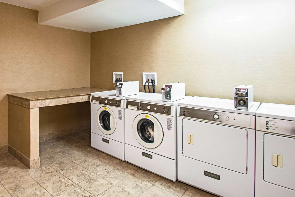Comfort Inn Falls Church - Tysons Corner