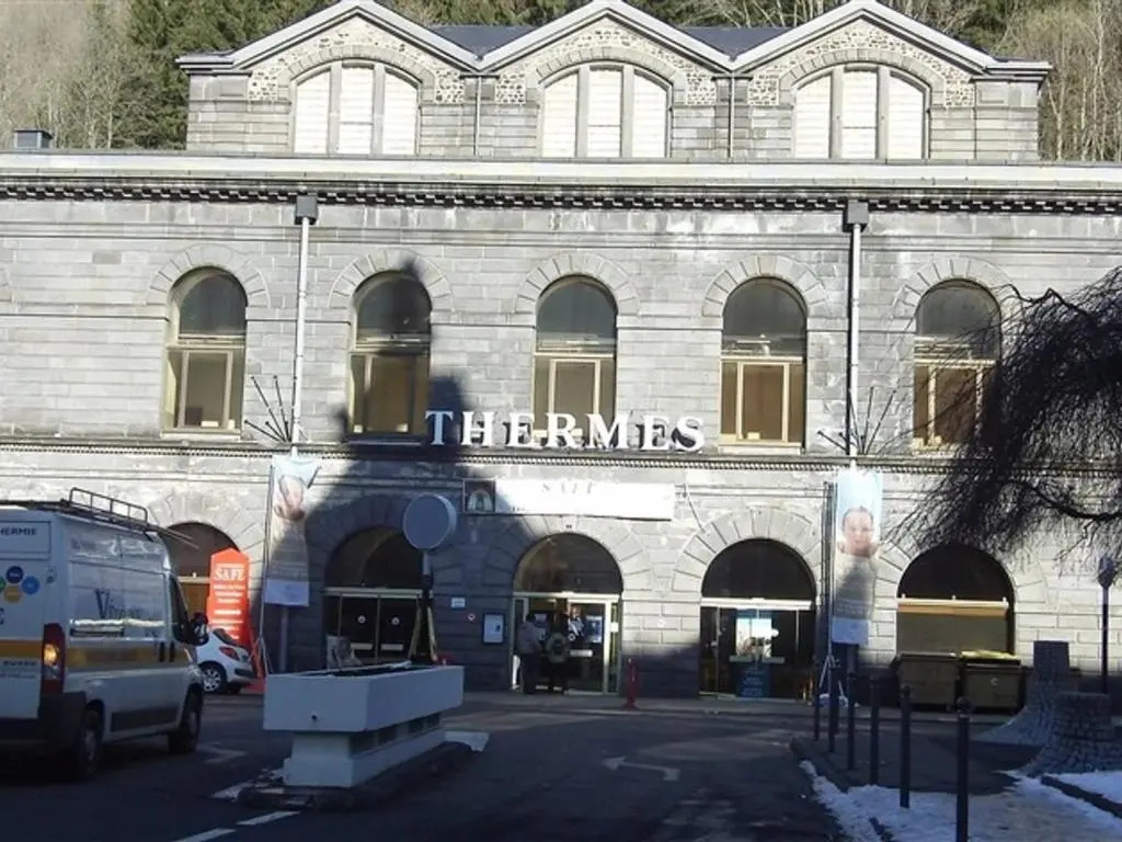 Appartement Mont-Dore, 2 pièces, 4 personnes - FR-1-415-25