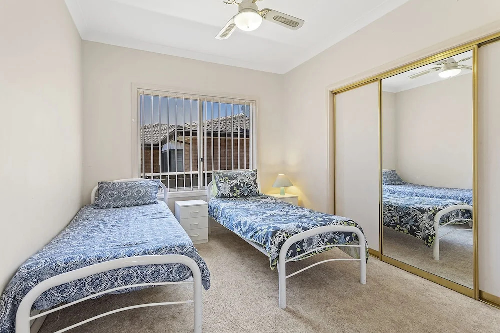 Fingal Street, 10