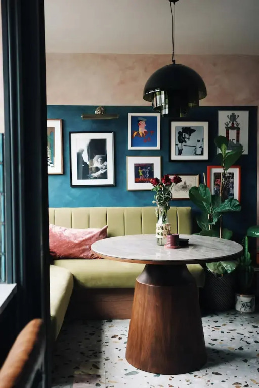 Peaceful Unique Maisonette in Central London