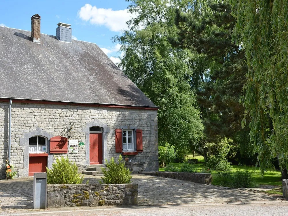 Large Holiday Home in Ambly With Garden