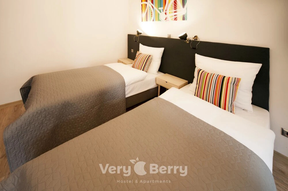 Very Berry - Orzeszkowej 10 - Trade Fair