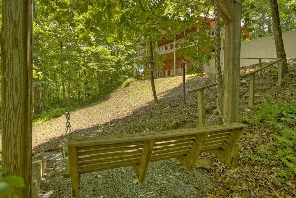 Bear Ridge Hideaway