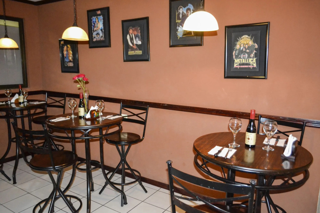 Berlor Airport Inn