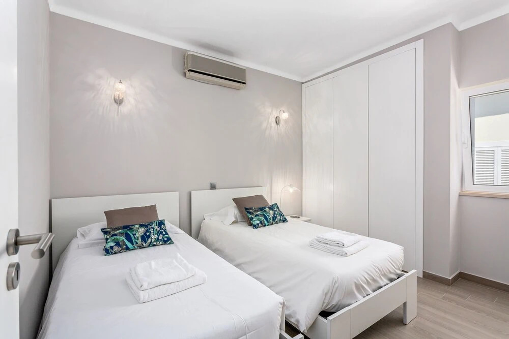 Casa Del Mar Vilamoura - Newly Renovated 3 Bedroom Villa With Pool, A/c and Wifi