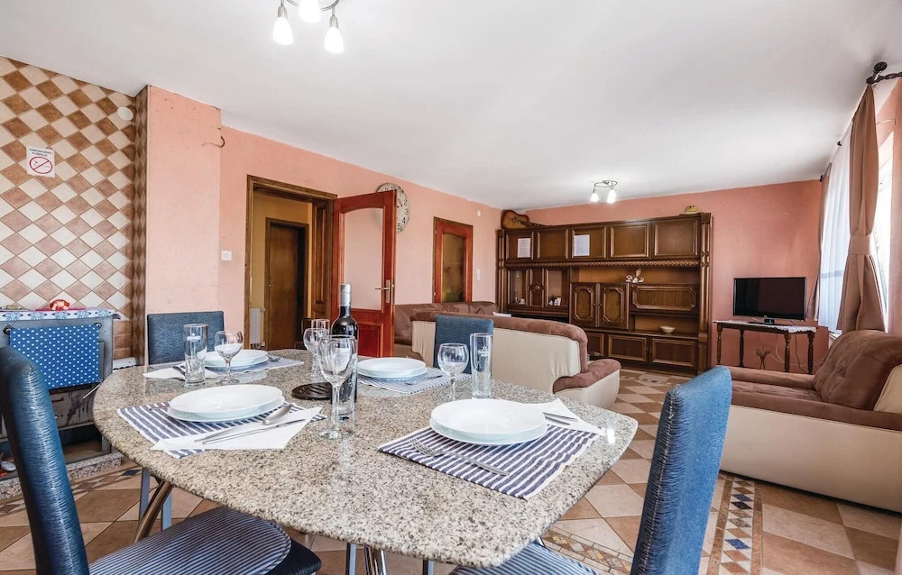Pet Friendly Home In Ozalj