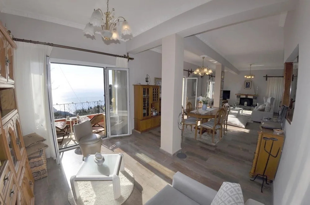Villa Tango