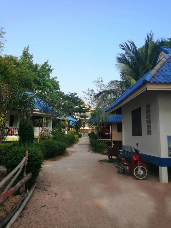 Pranee Bungalow