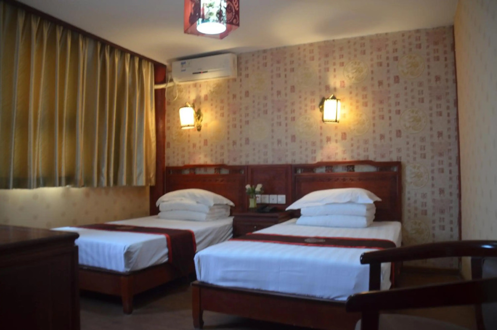 Qianmen Courtyard Hotel