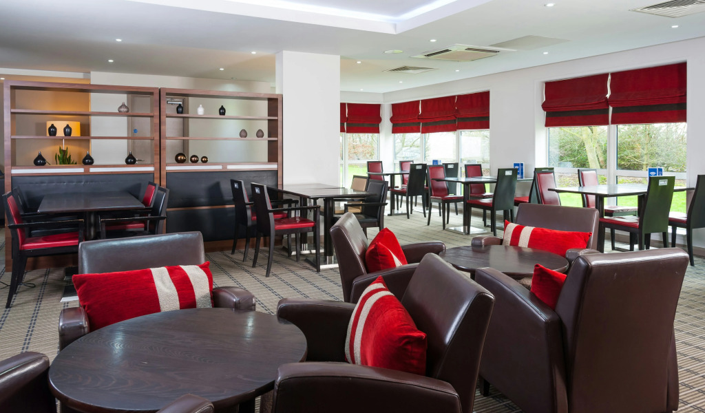Holiday Inn Express Swindon West by IHG