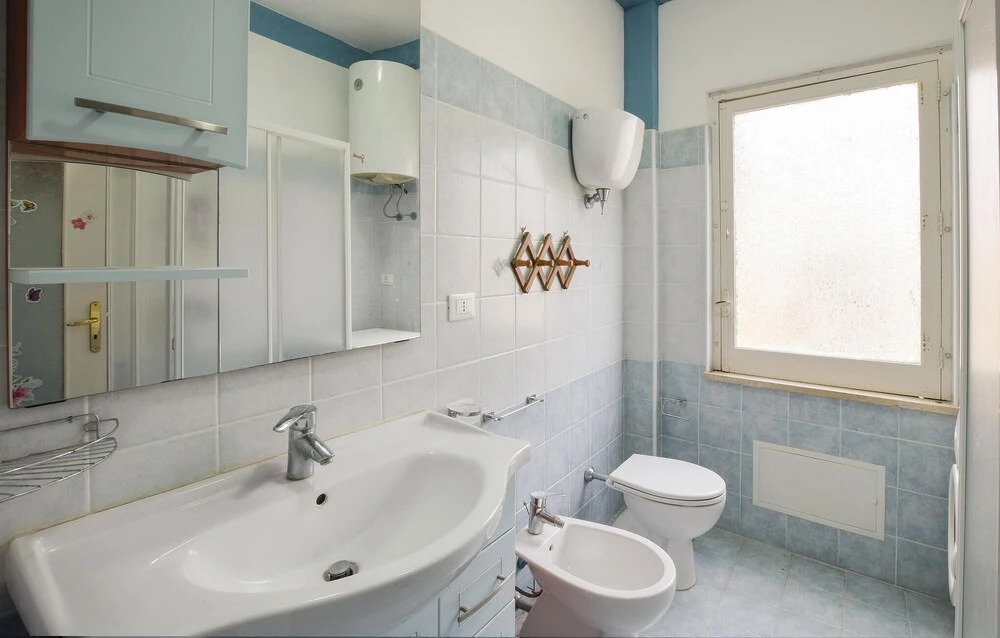 Stunning Home in Parghelia With Wifi and 5 Bedrooms