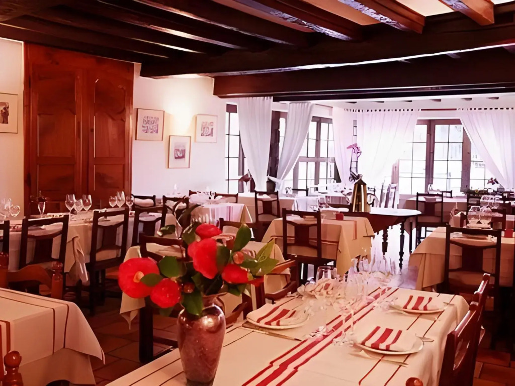 Logis Hotel de la Nivelle