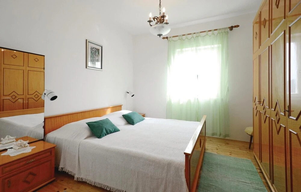 Awesome Apartment in Gondolici With 1 Bedrooms