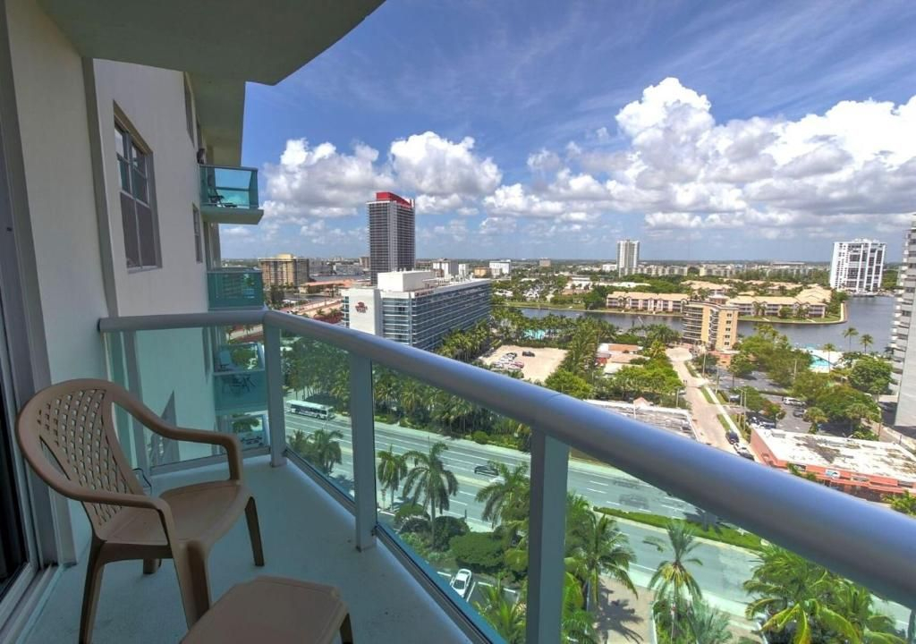 Hallandale Beach Intracoastal View Apartments