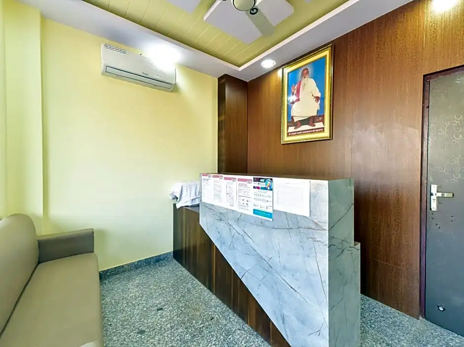 OYO 77294 Hotel Vanshil