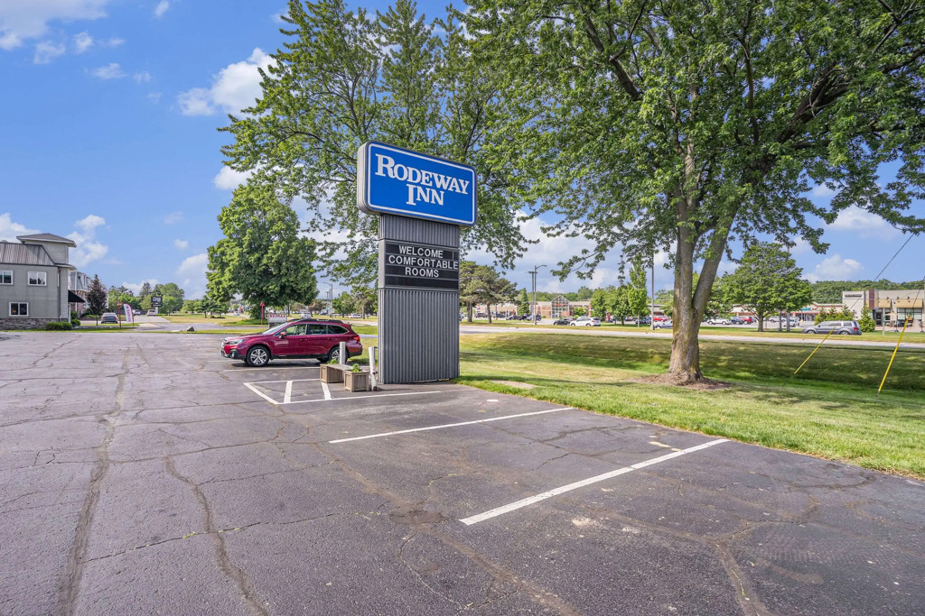 Rodeway Inn Grand Haven