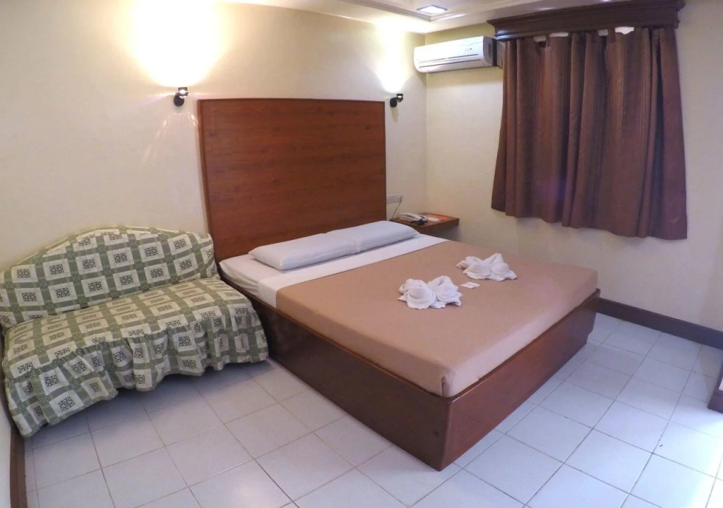 Ivory Hotel and Suites
