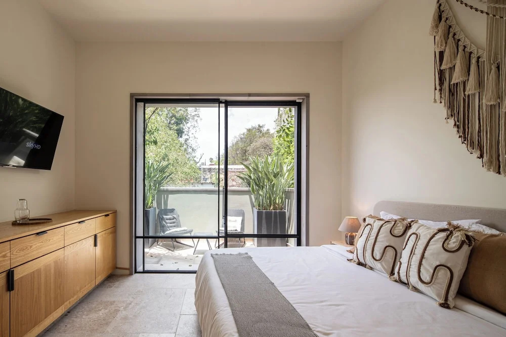 HOLT Parque Juarez Privada Stunning 5BR Villa