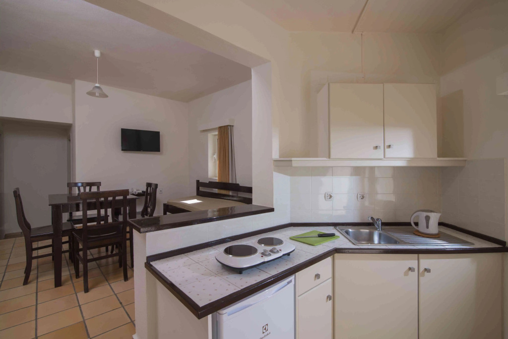 Ourania Apartments Hotel