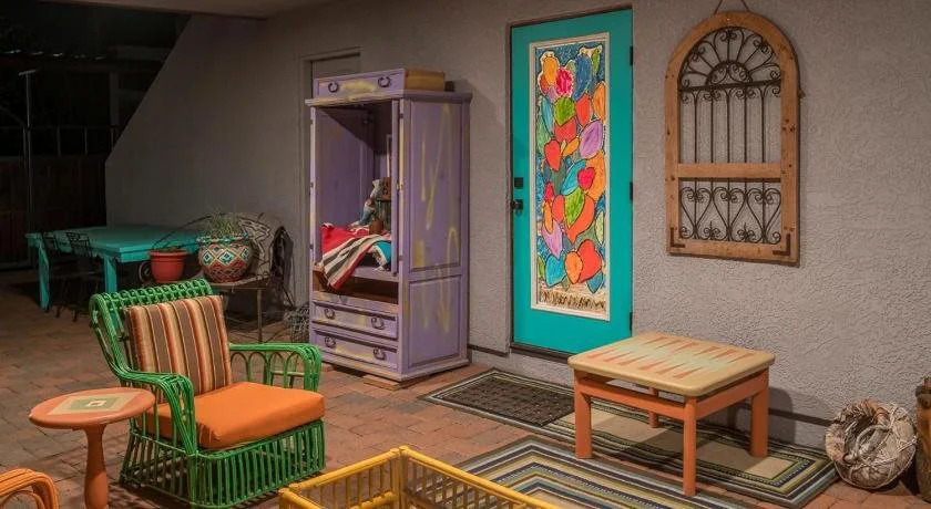 Cozy Cactus Inn