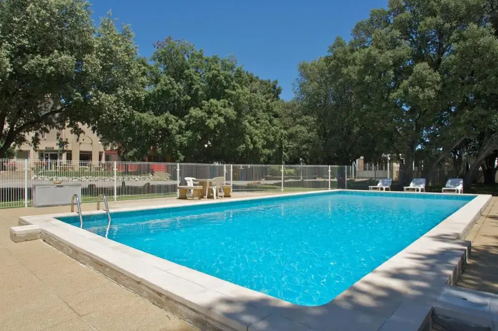 ibis Styles Pont du Gard Route dAvignon