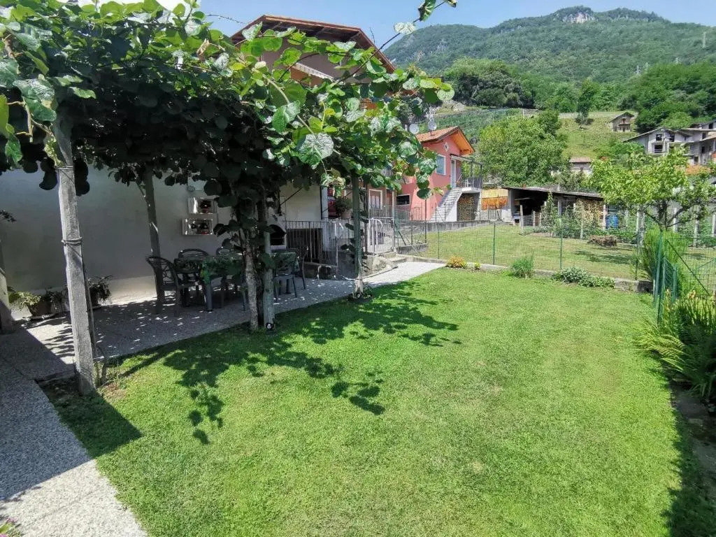 Ferienwohnung für 4 Personen ca 65 m in Gravedona ed Uniti, Comer See Westufer Comer See