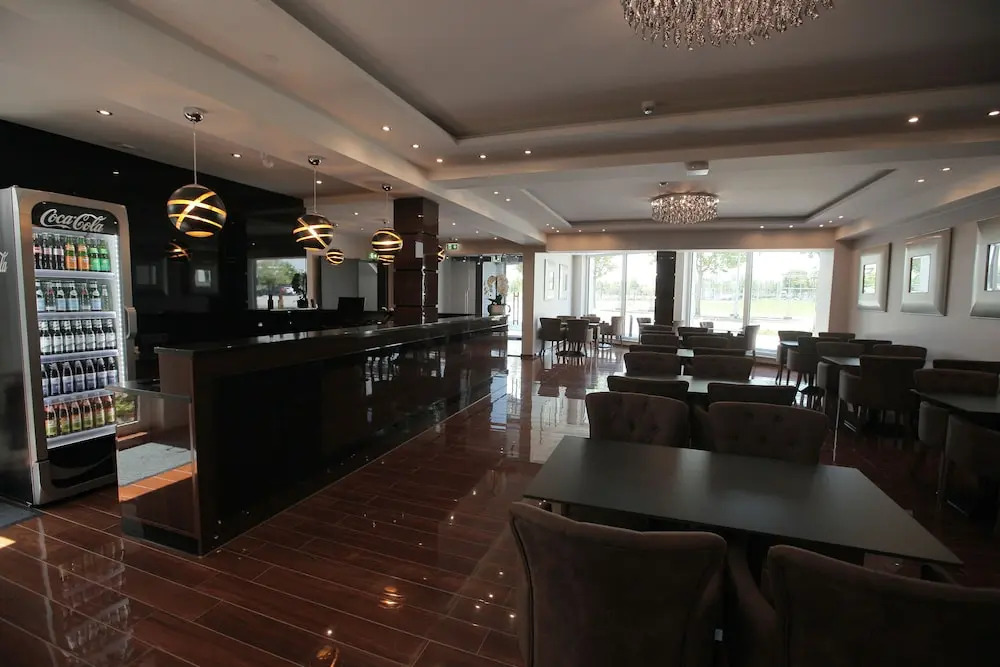 Hotel Starton am Ingolstadt Village