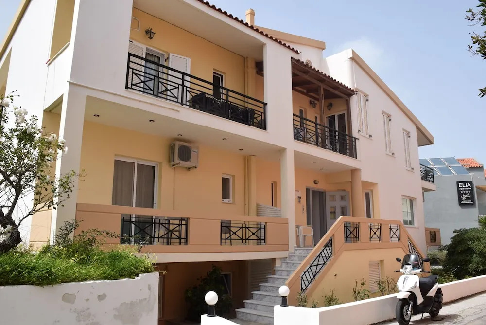 Rhoe Seaside Apartments