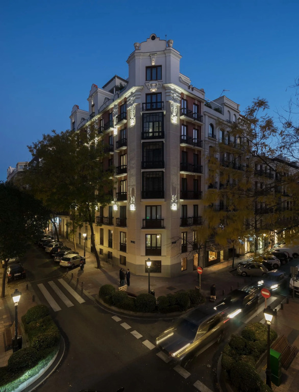 ICON Casona 1900 by Petit Palace