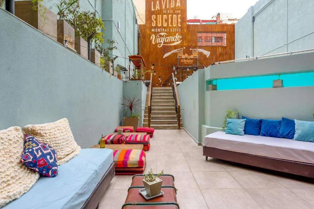 On Aparts Hotel Design