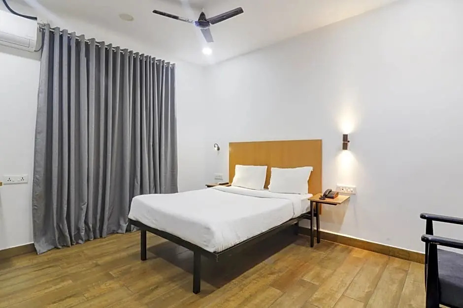 OYO 78364 TOWNHOUSE 388 Madhapur