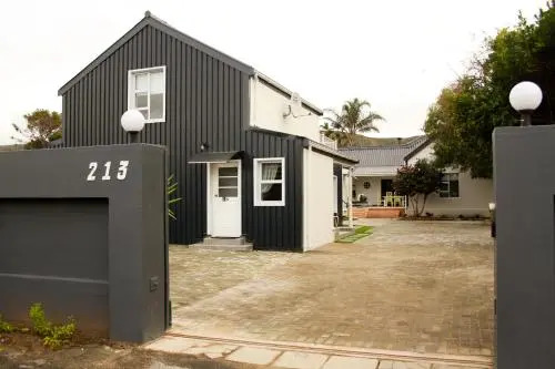 Hermanus Champagne Accommodation