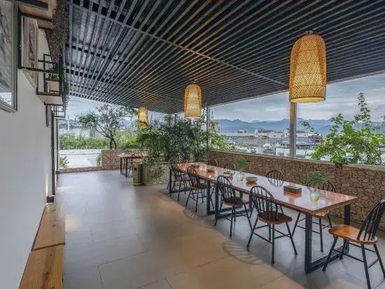 Home Inn Subai Cloud Hotel (Lishui High Speed Railway Station Jiefang Street Store)