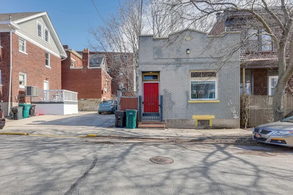 Cozy Boho-Chic Loft ~ 2 Mi to Downtown Cincinnati