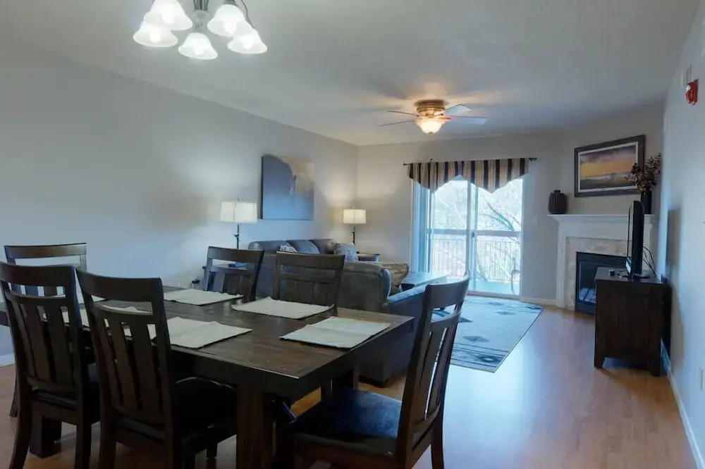 Cedar Lodge 503