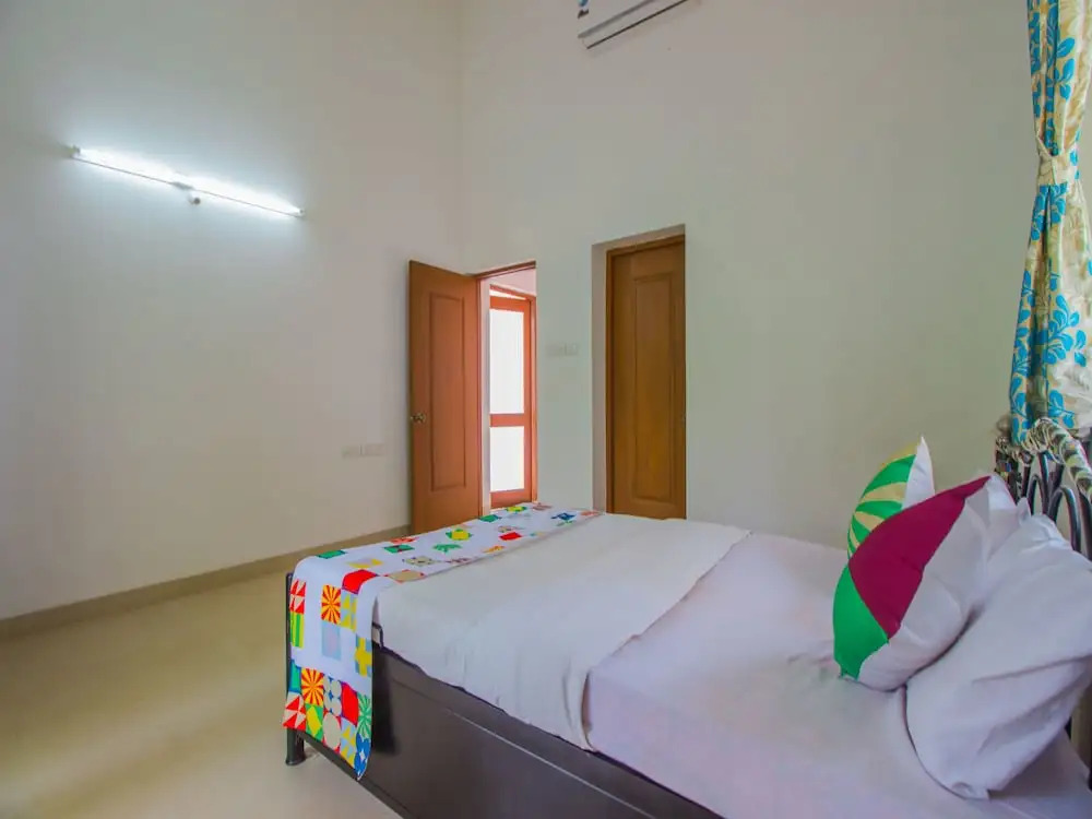 OYO 13634 Home Pool Side 2BHK Siolim